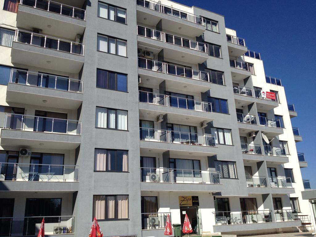 גולדן סנדס Apartments Yalta מראה חיצוני תמונה